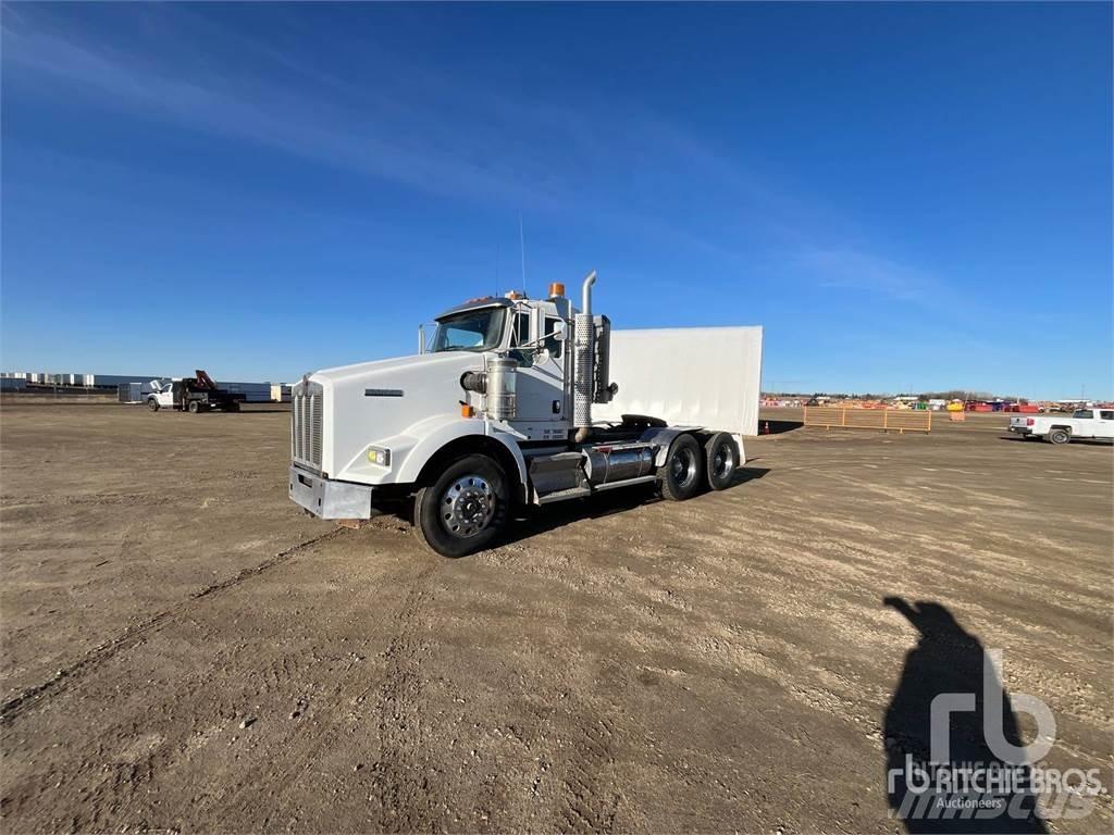 Kenworth T800 Тягачі
