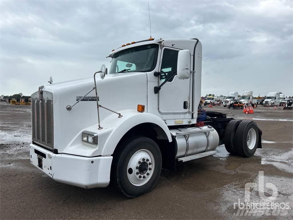 Kenworth T800 Тягачі