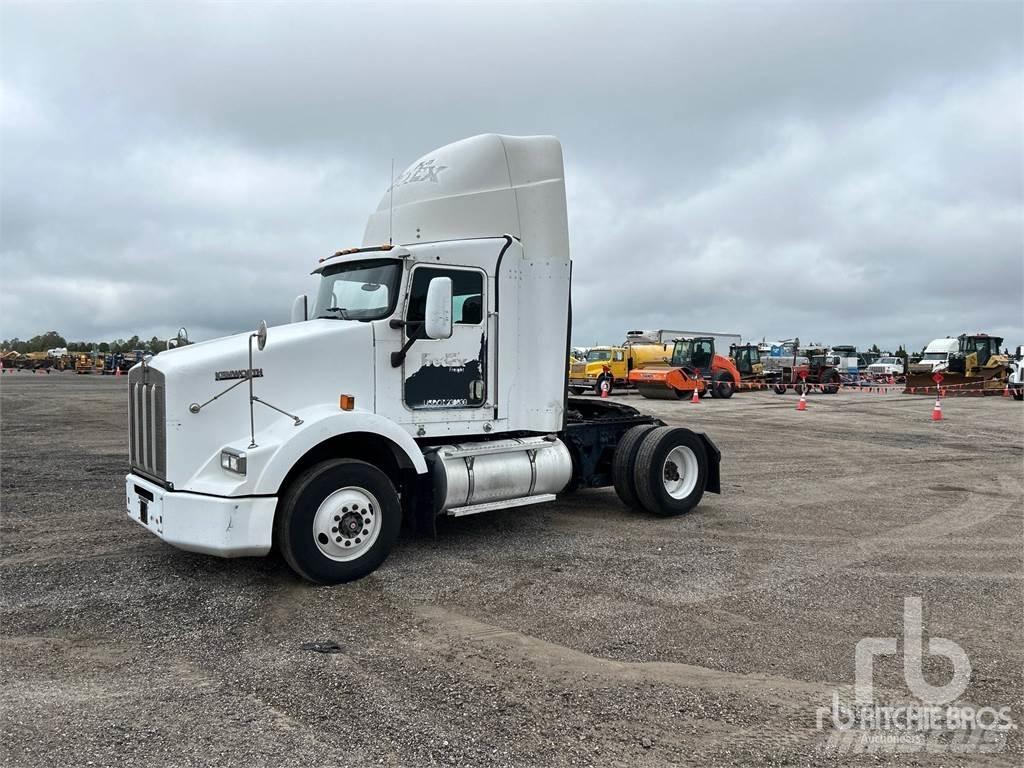 Kenworth T800 Тягачі