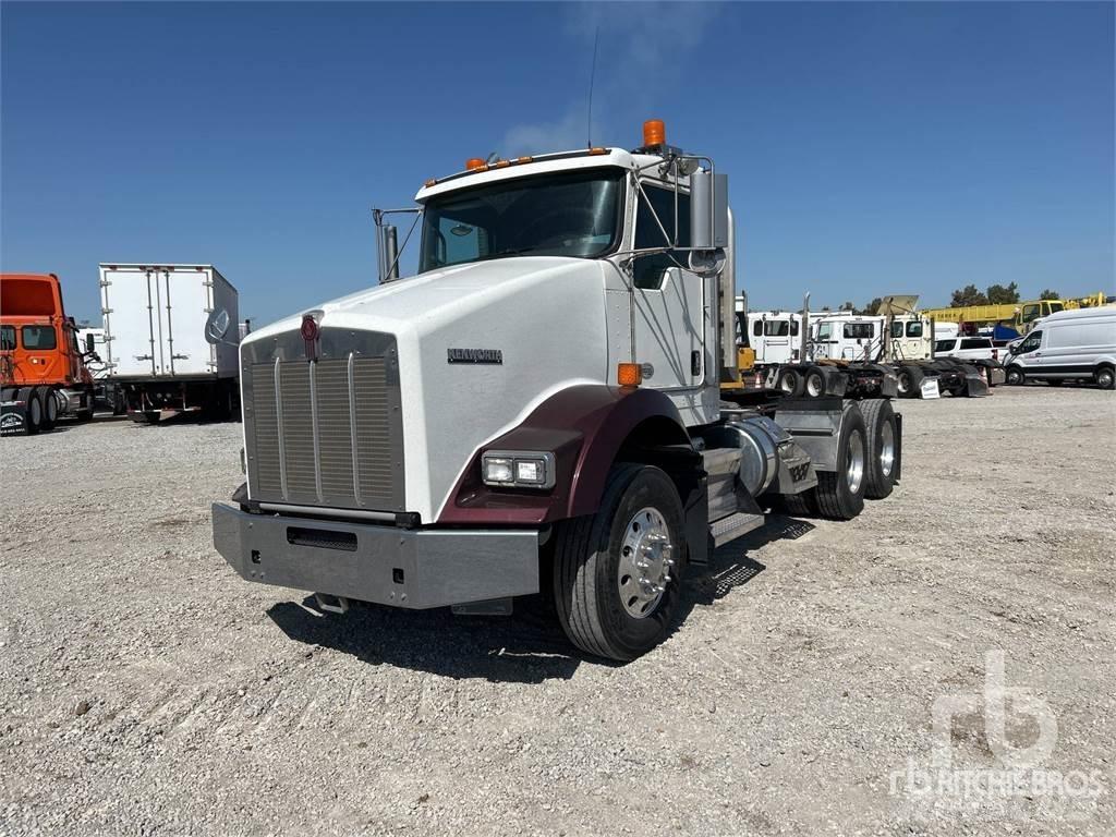 Kenworth T800 Тягачі