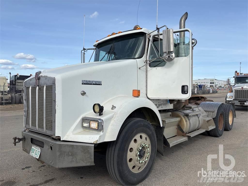 Kenworth T800 Тягачі