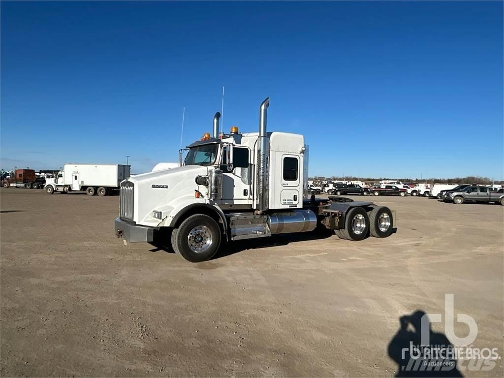 Kenworth T800 Тягачі
