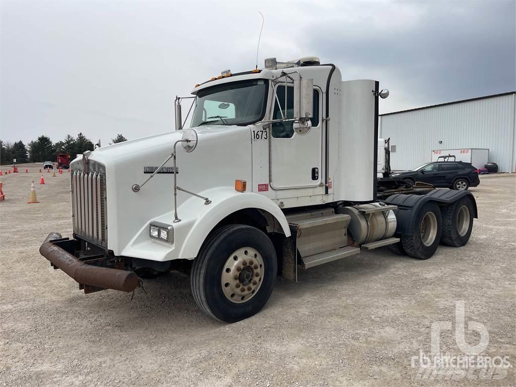 Kenworth T800 Тягачі
