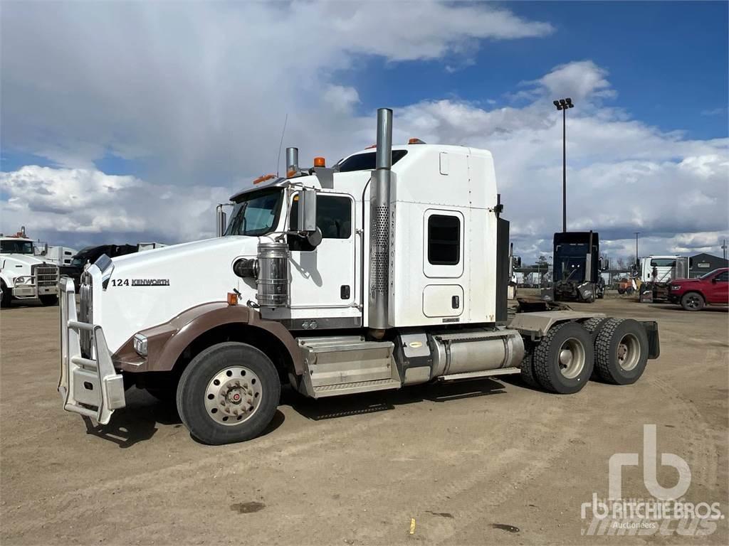 Kenworth T800 Тягачі
