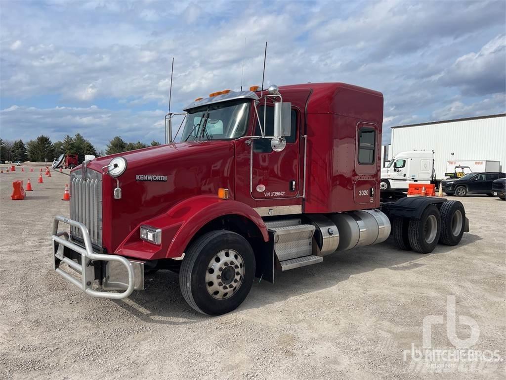 Kenworth T800 Тягачі