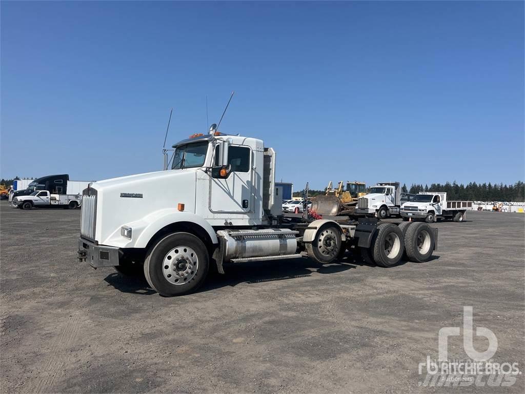 Kenworth T800 Тягачі