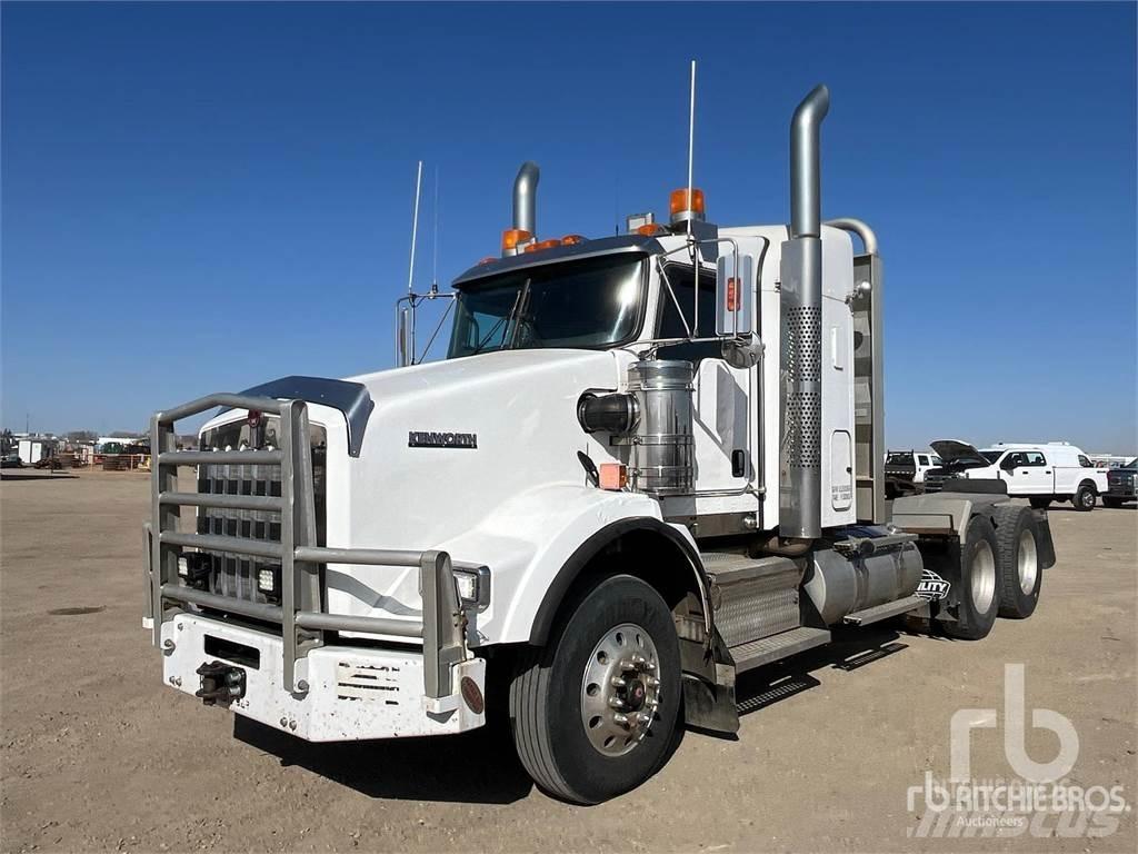 Kenworth T800 Тягачі