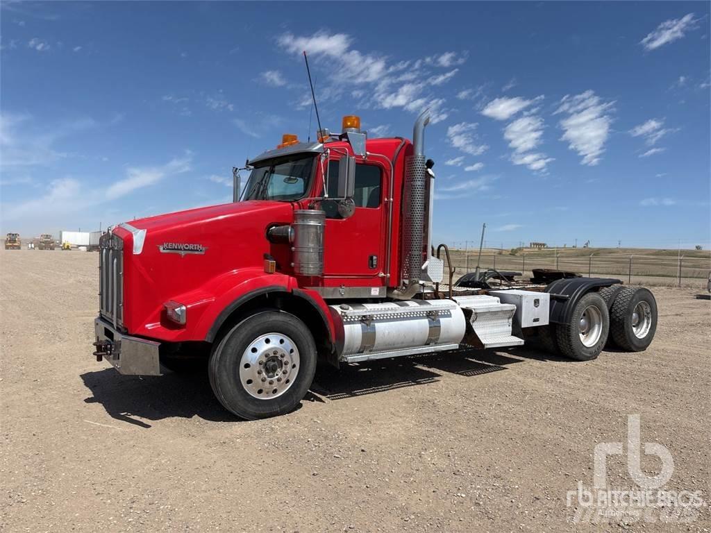 Kenworth T800 Тягачі