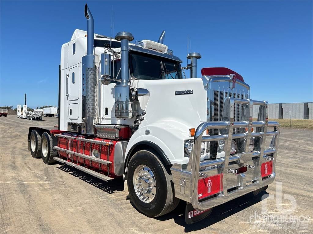 Kenworth T909 Тягачі
