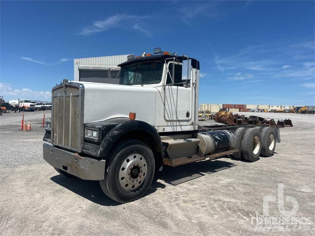 Kenworth W900 Комунальні автомобілі / автомобілі загального призначення