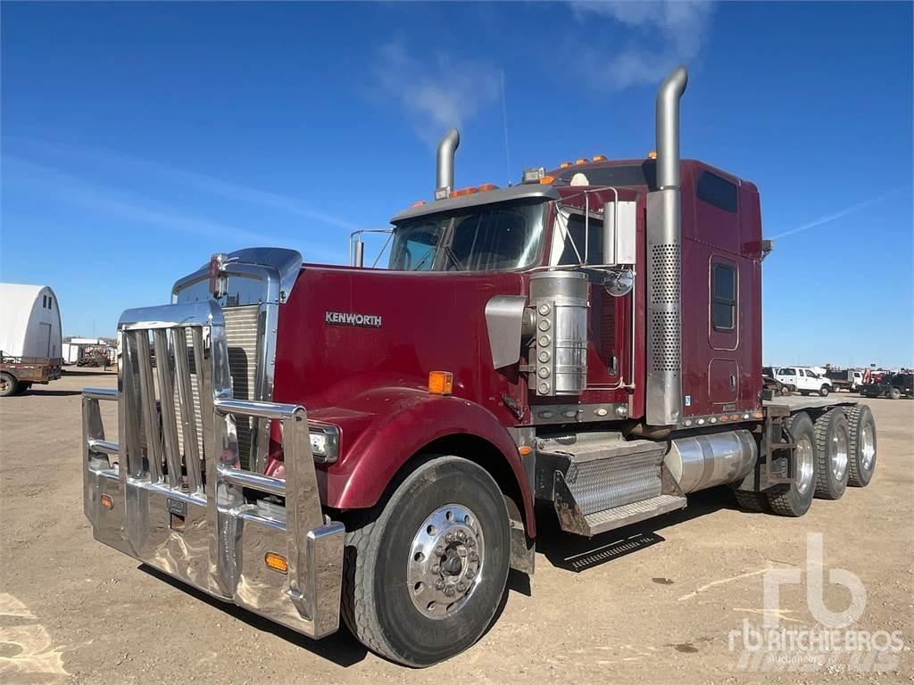 Kenworth W900 Тягачі