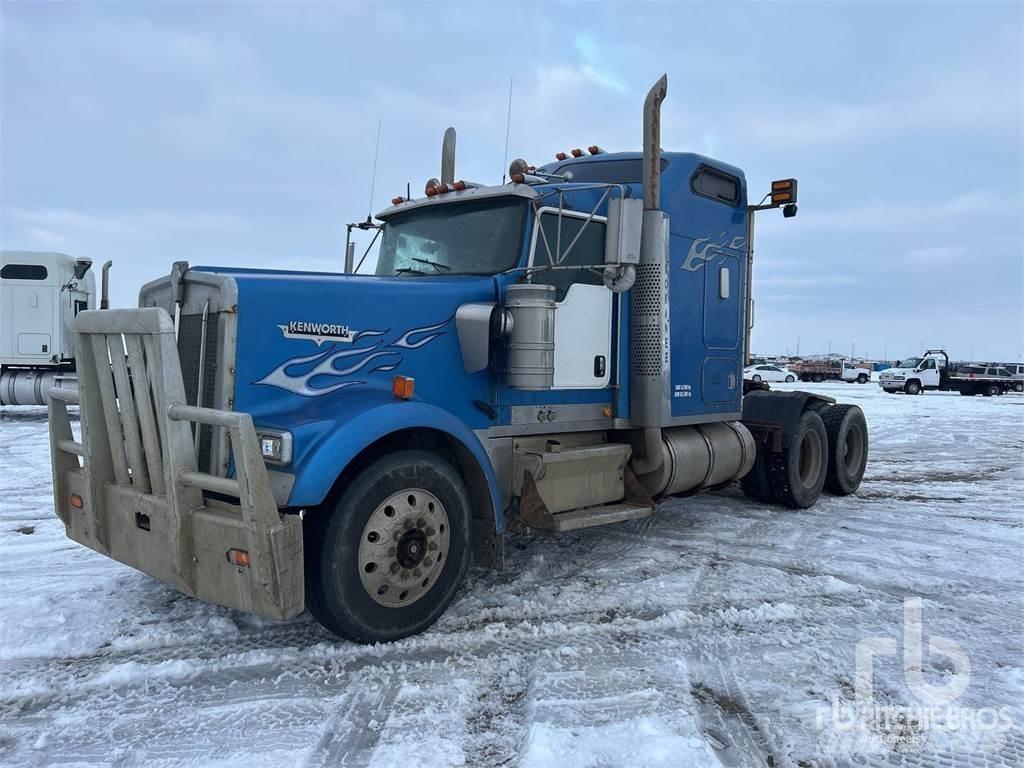 Kenworth W900 Тягачі