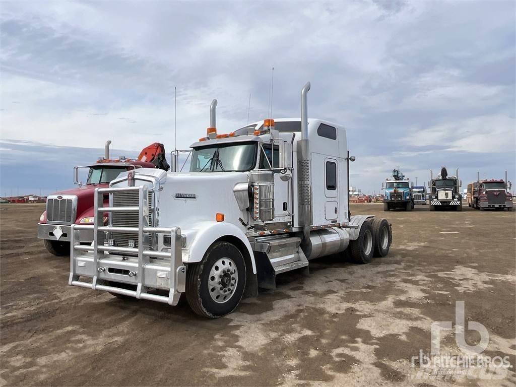 Kenworth W900 Тягачі