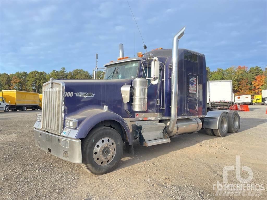 Kenworth W900 Тягачі