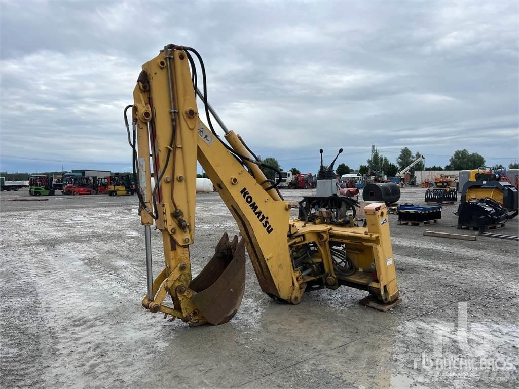 Komatsu Gear Траншейні екскаватори