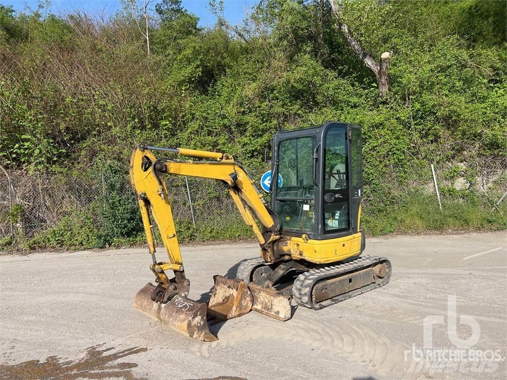 Komatsu PC26MR3 Міні-екскаватори < 7т