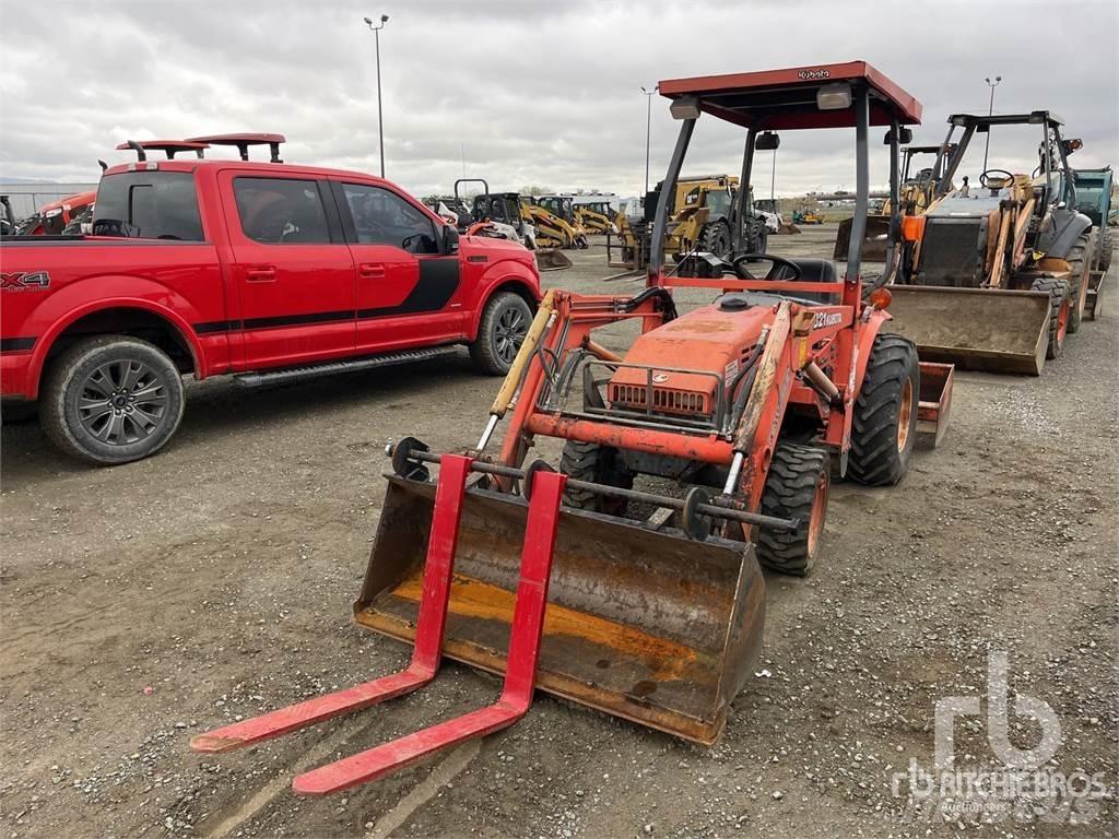 Kubota B21 Трактори