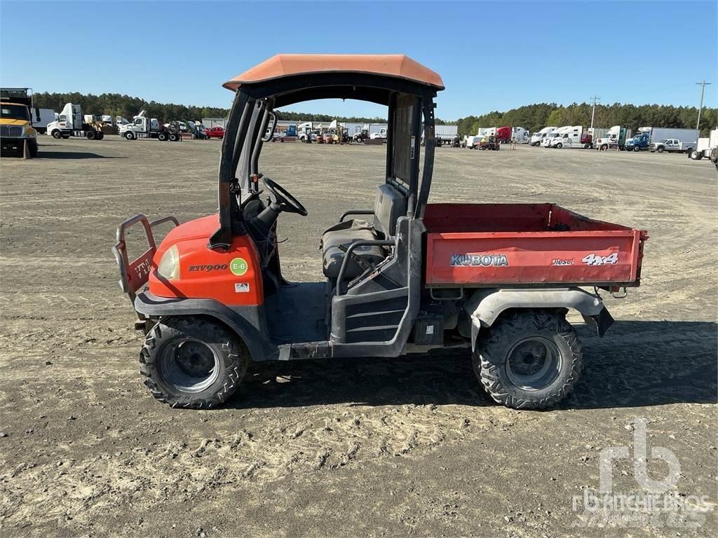 Kubota RTV900 Підсобні машини