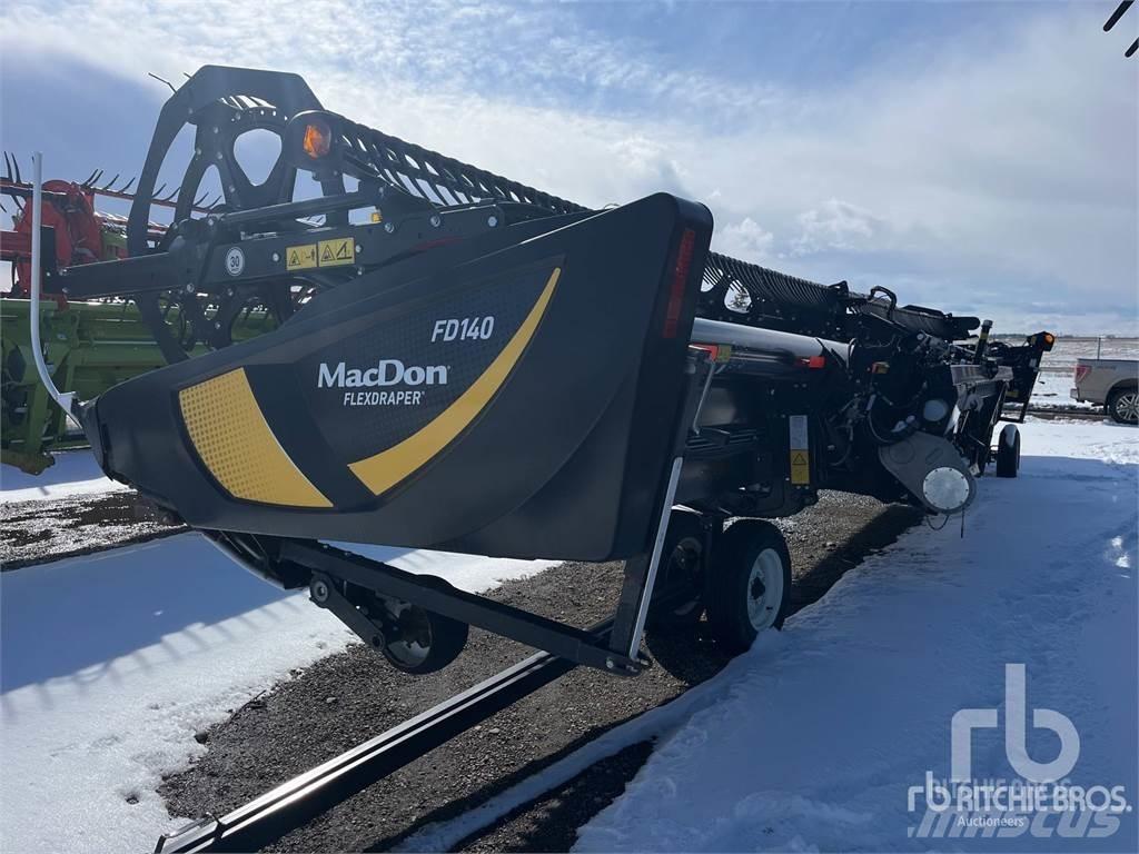 MacDon FD140 Жатки