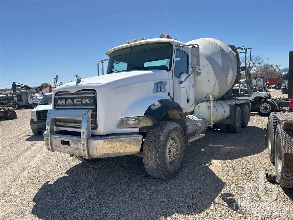 Mack CPT713 Бетономішалки (Автобетонозмішувачі)