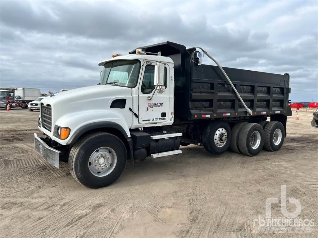 Mack CV713 Самоскиди