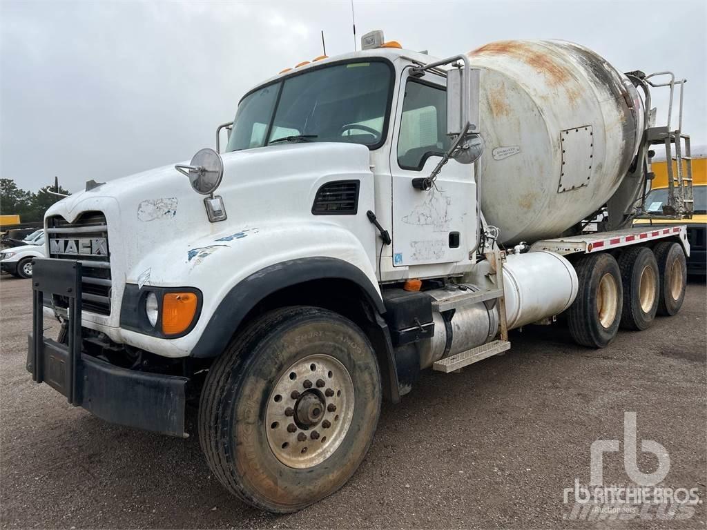 Mack CV713 Бетономішалки (Автобетонозмішувачі)