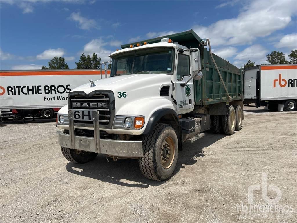 Mack CV713 Самоскиди
