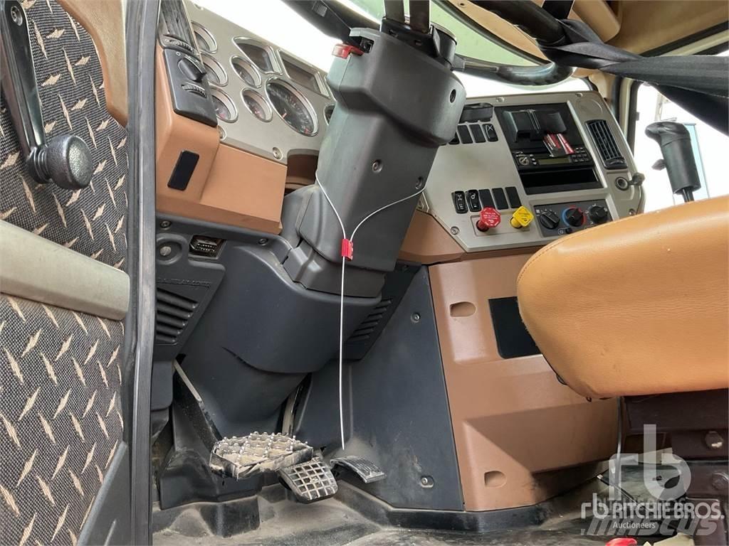 Mack GU713 Самоскиди