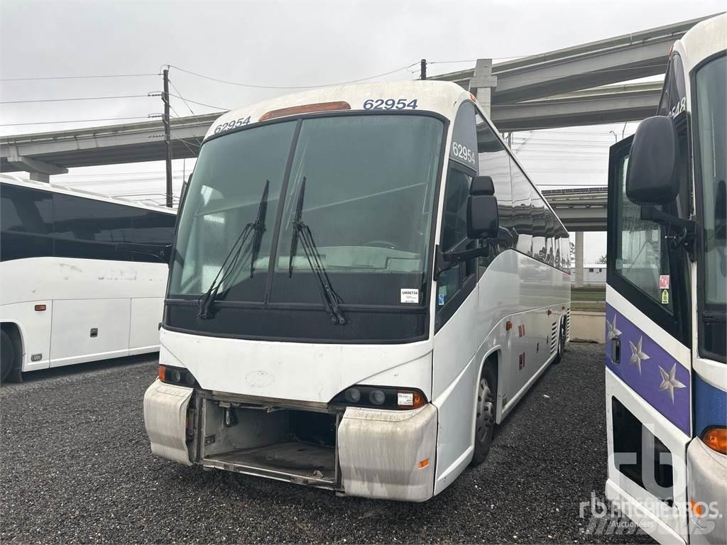MCI J4500 Туристичні автобуси