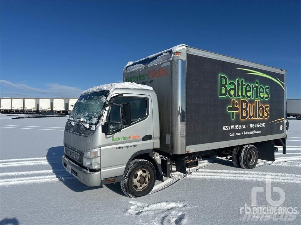 Mitsubishi FUSO Панельні фургони