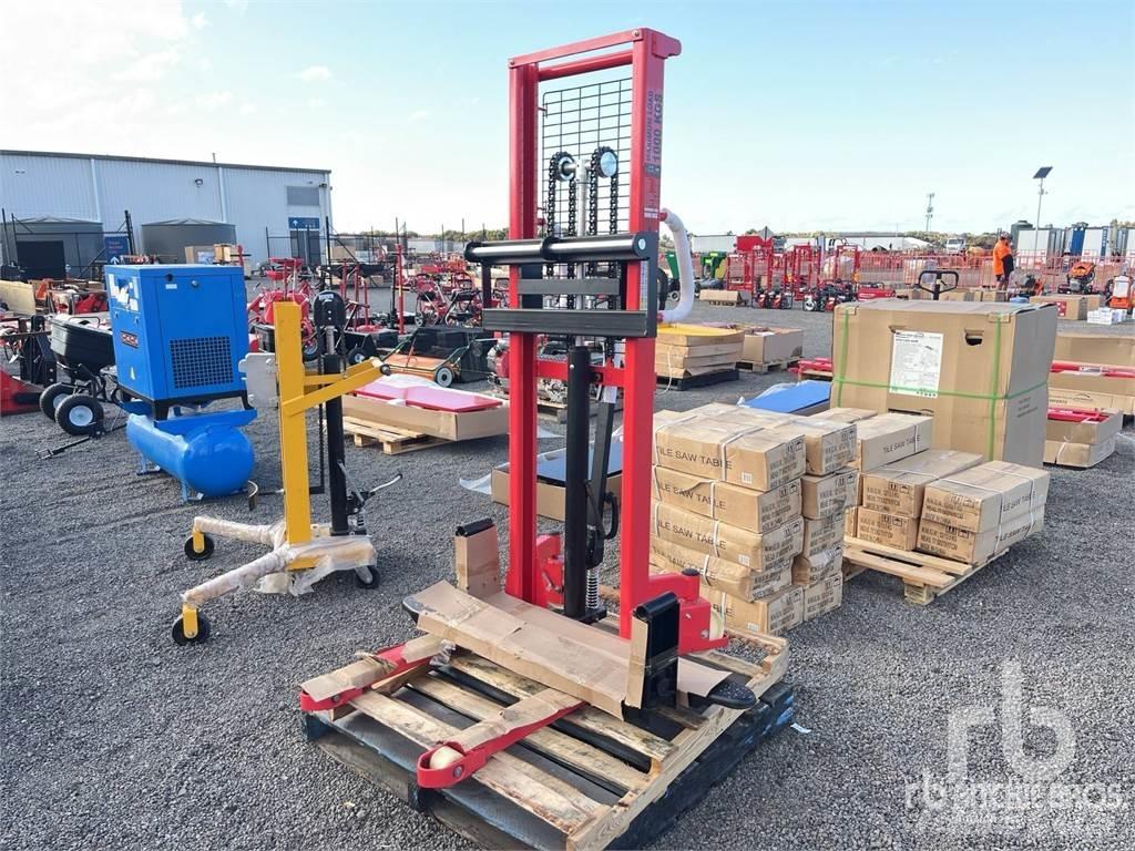 MultiQuip HT1C стелажі складські
