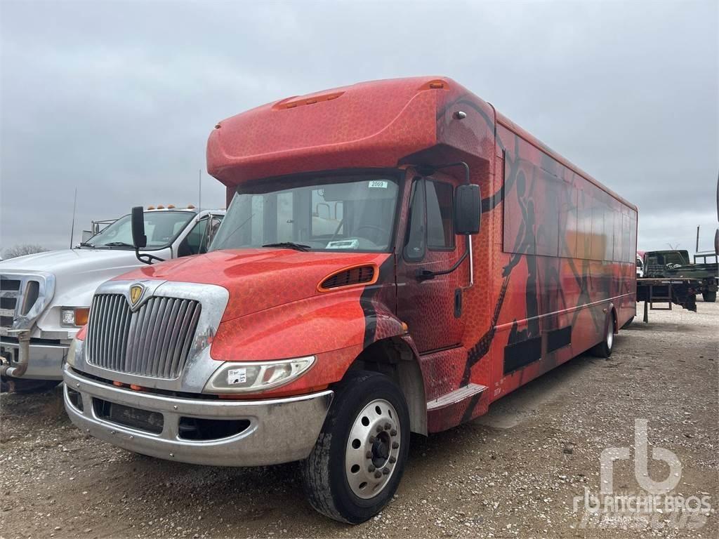 Navistar PC505 Міжміські автобуси
