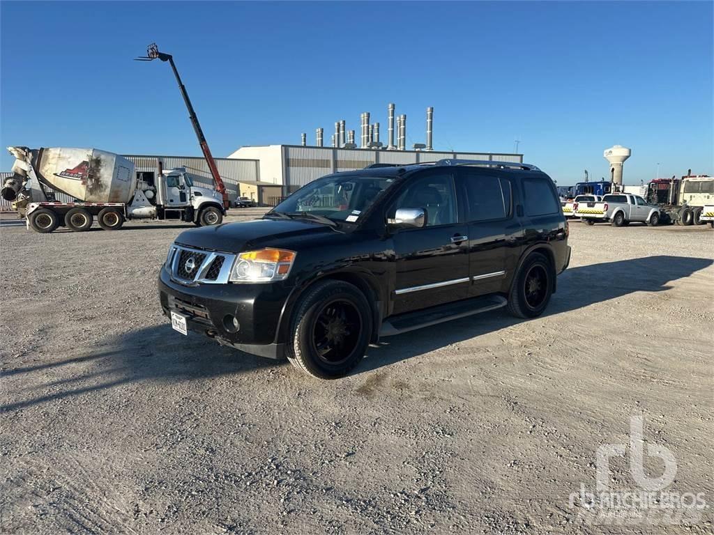 Nissan ARMADA Пікапи / Бічне розвантаження