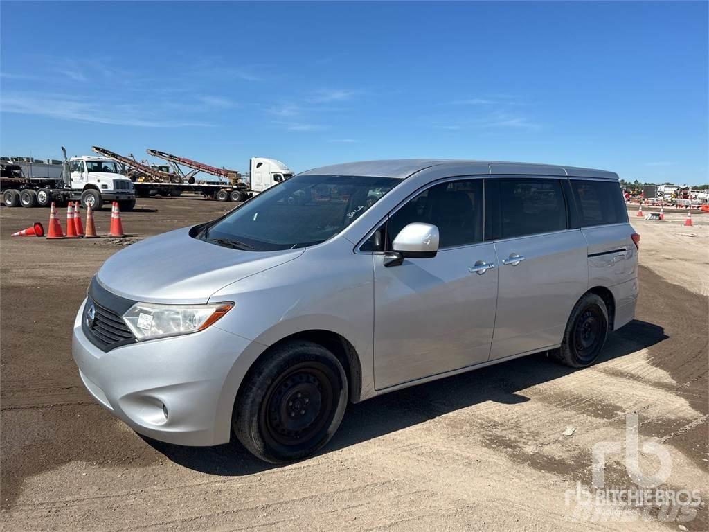 Nissan QUEST Панельні фургони