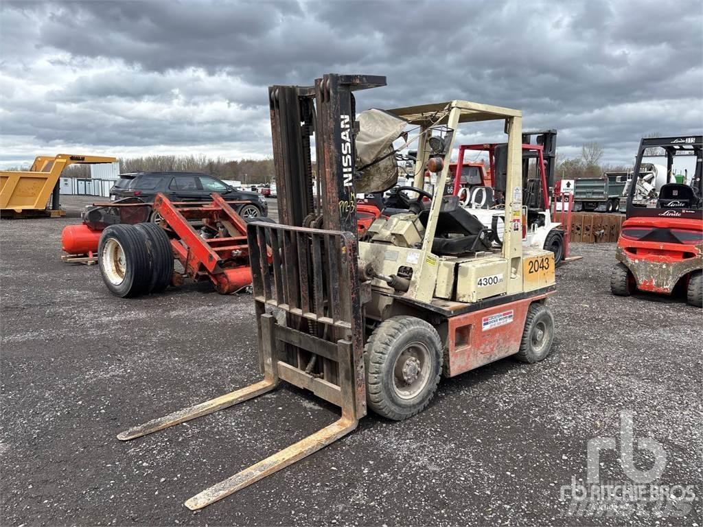 Nissan RH02A25V Дизельні навантажувачі