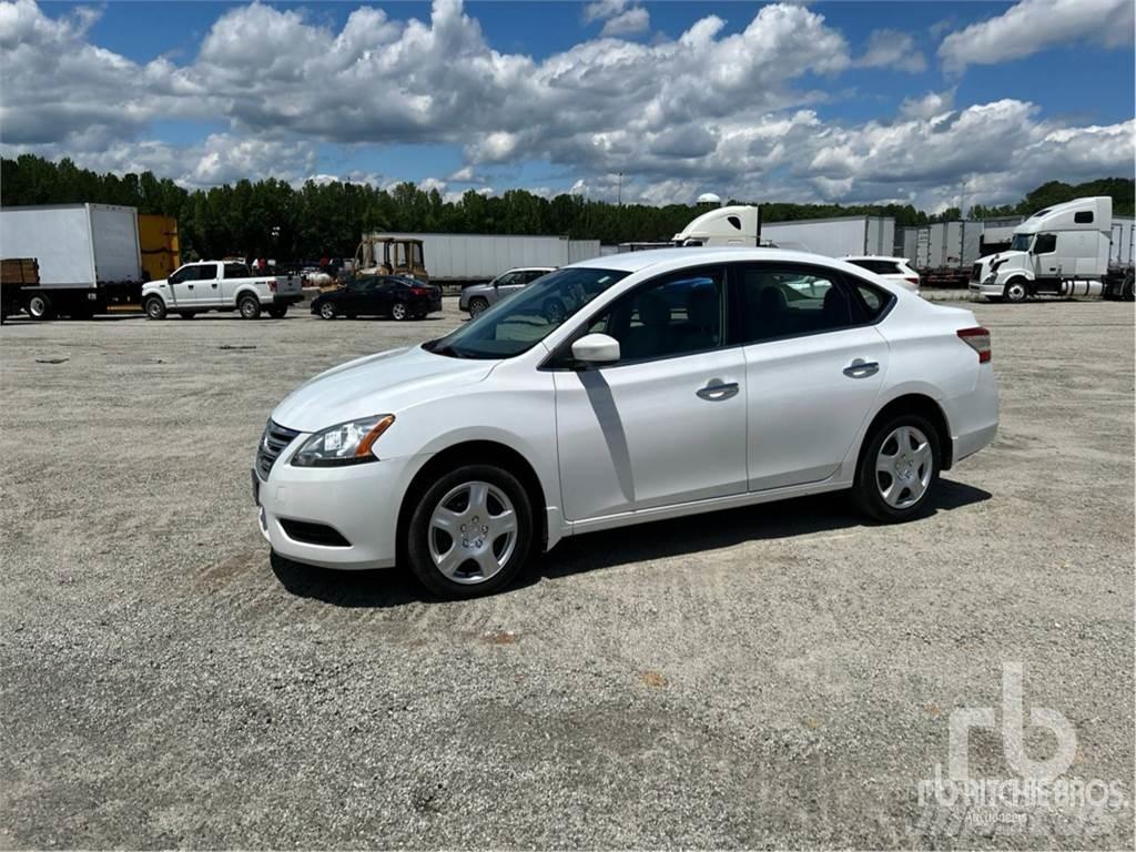 Nissan SENTRA Автомобілі