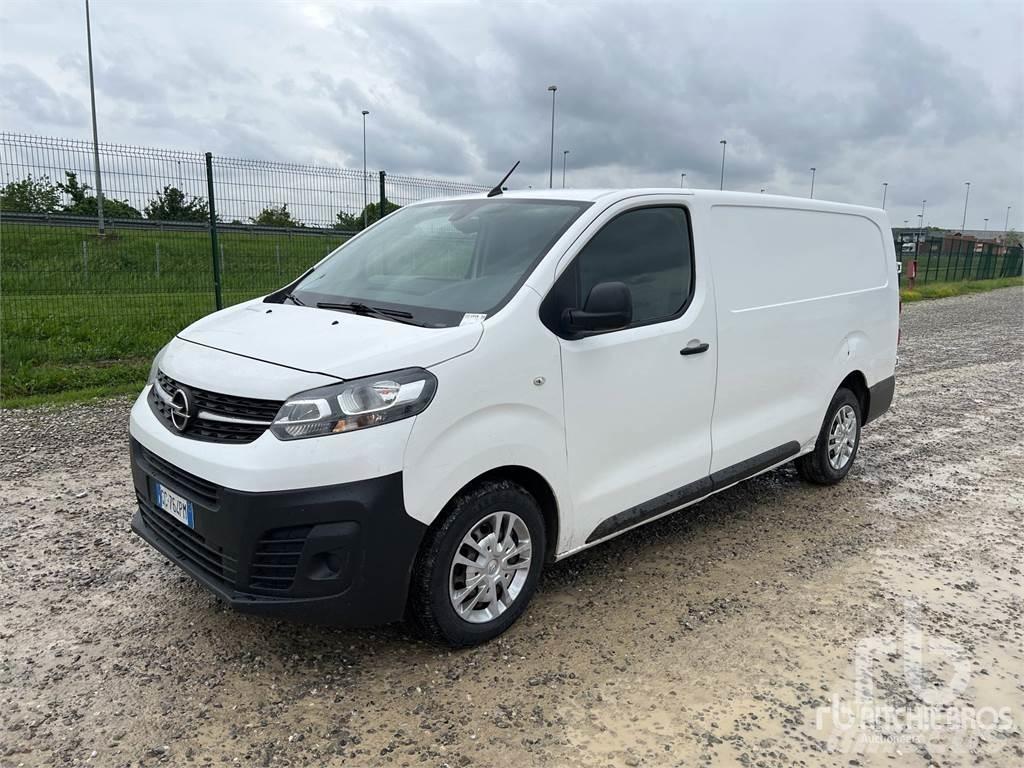 Opel VIVARO Панельні фургони