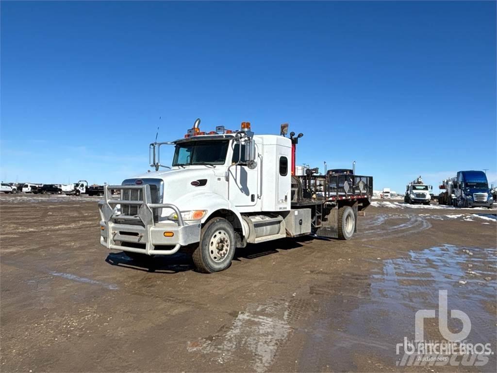 Peterbilt 335 Автокрани