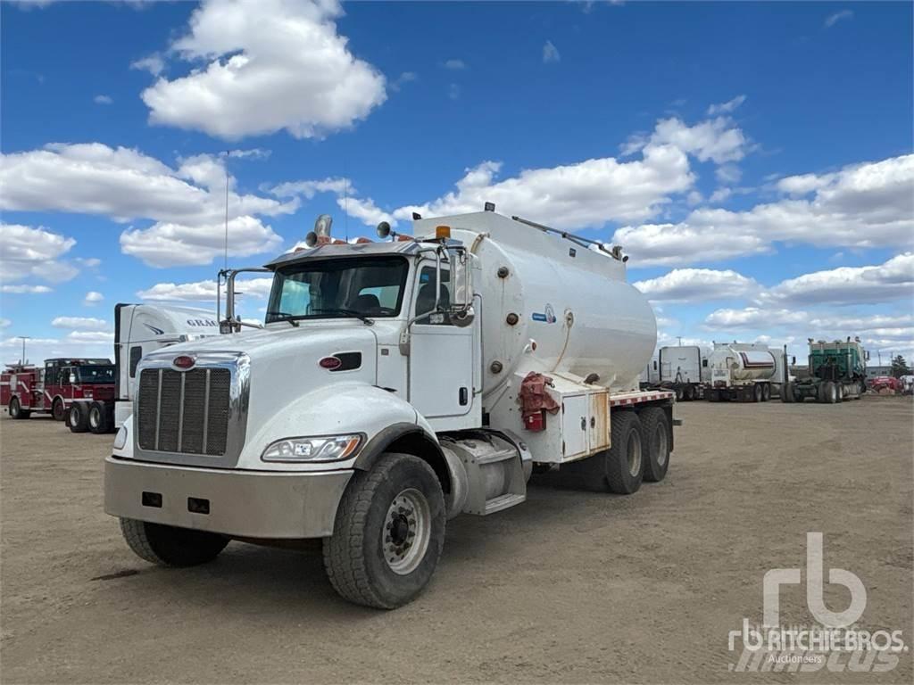 Peterbilt 348 Поливальні машини