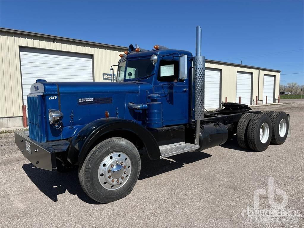 Peterbilt 359 Тягачі