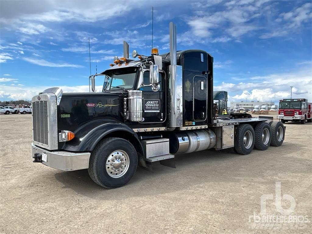 Peterbilt 367 Тягачі