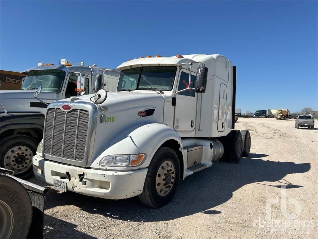 Peterbilt 386 Тягачі