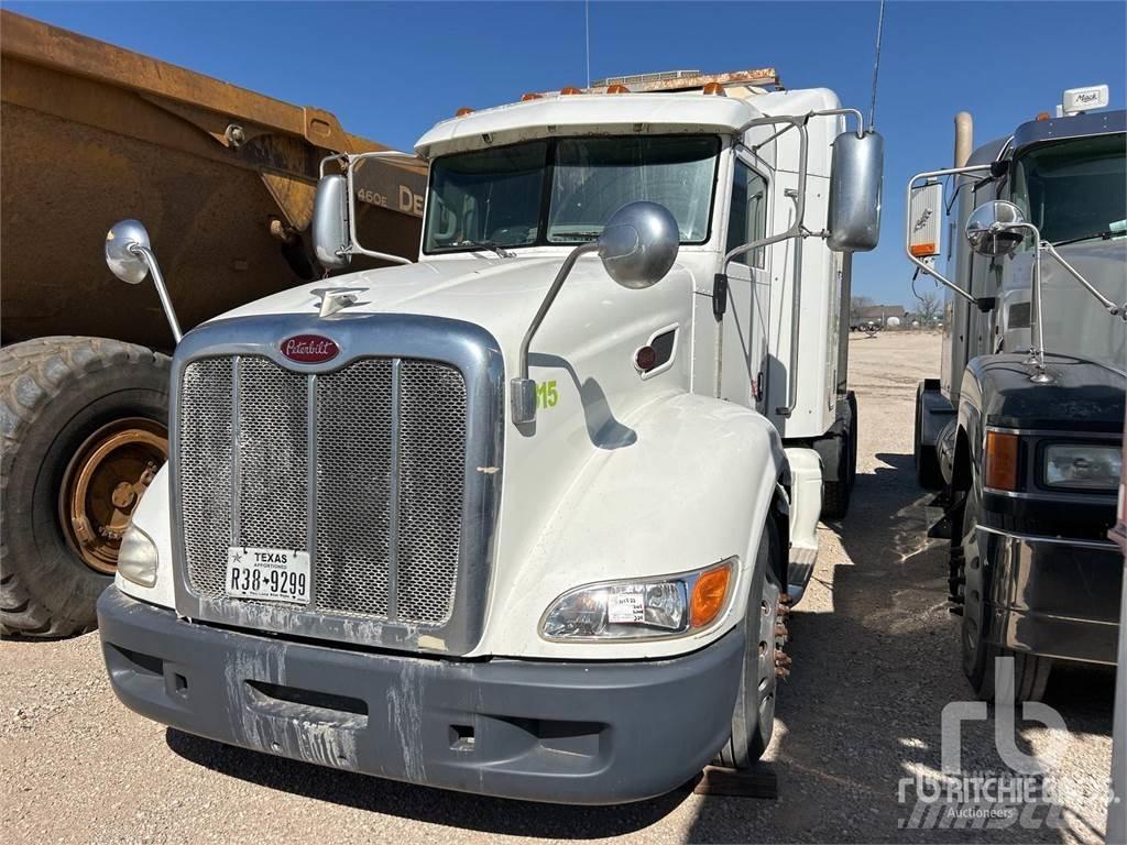 Peterbilt 386 Тягачі
