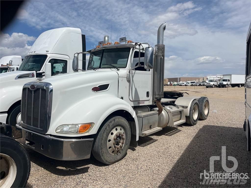 Peterbilt 386 Тягачі
