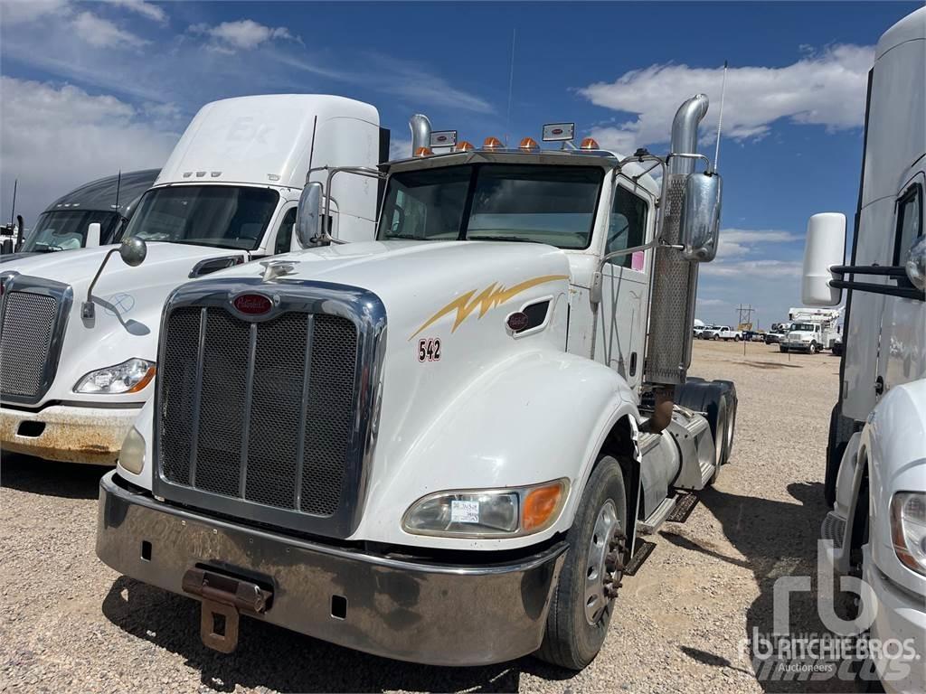 Peterbilt 386 Тягачі
