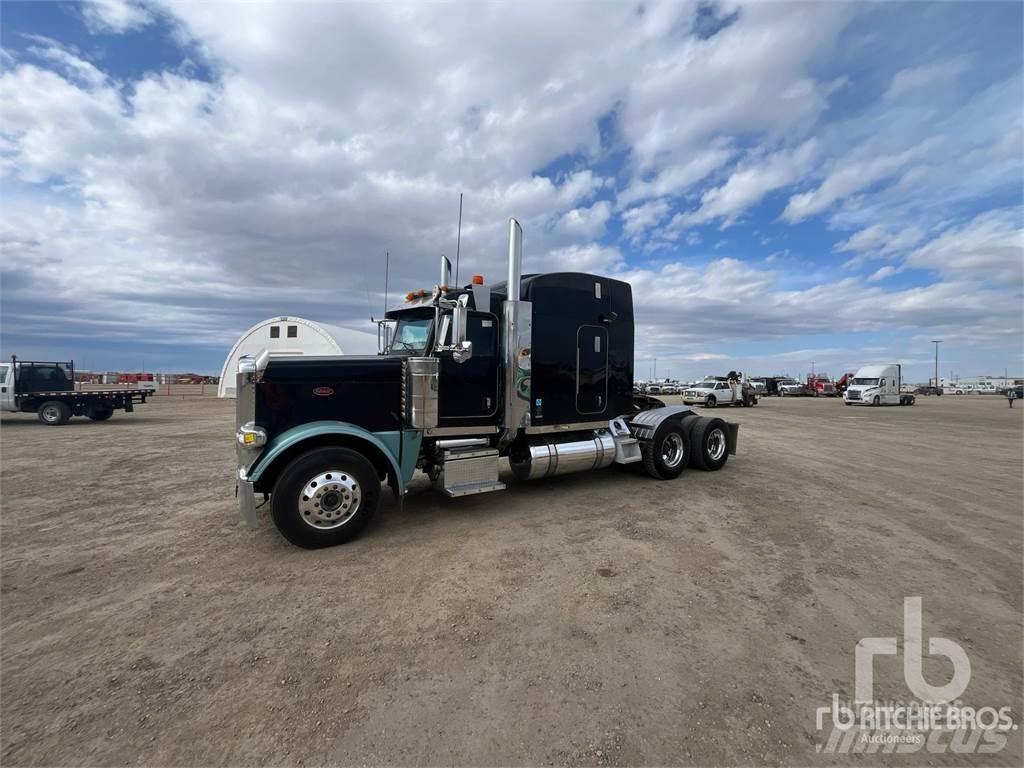 Peterbilt 388 Тягачі