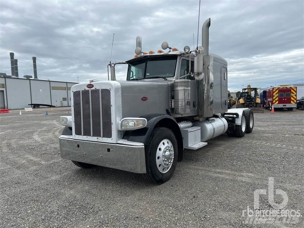 Peterbilt 388 Тягачі