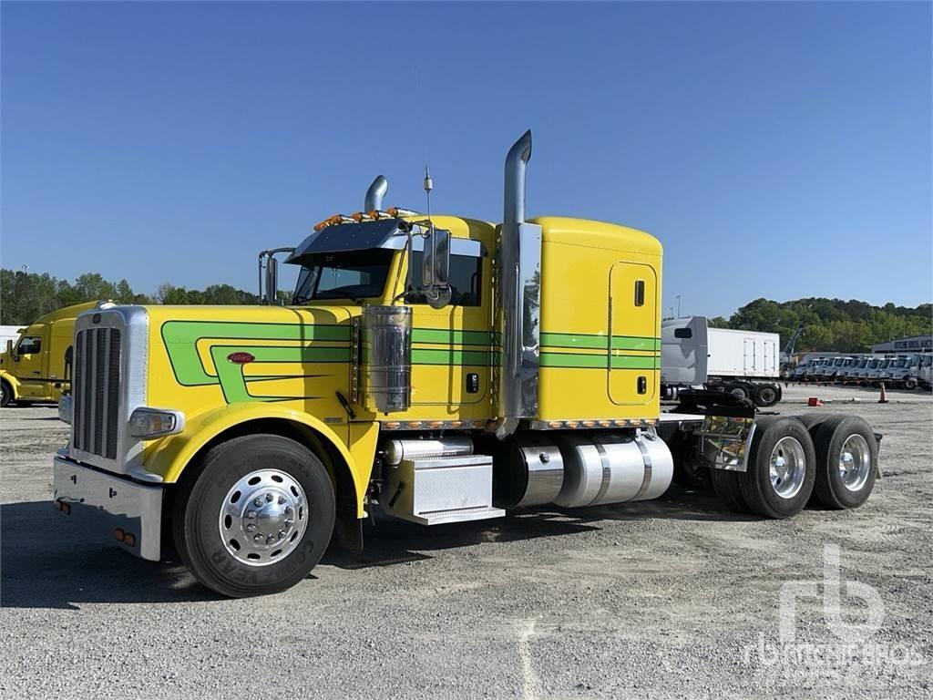 Peterbilt 388 Тягачі