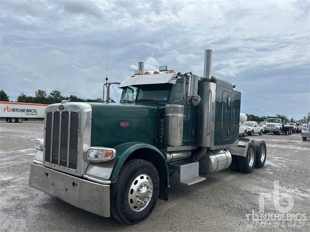 Peterbilt 388 Тягачі