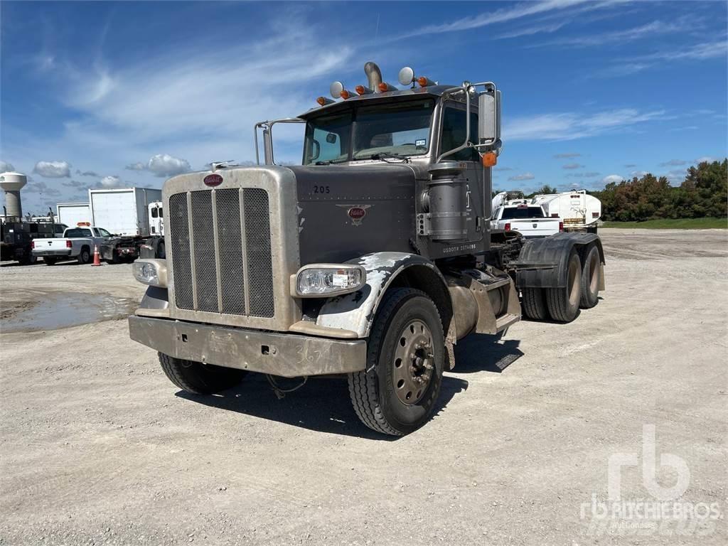 Peterbilt 388 Тягачі
